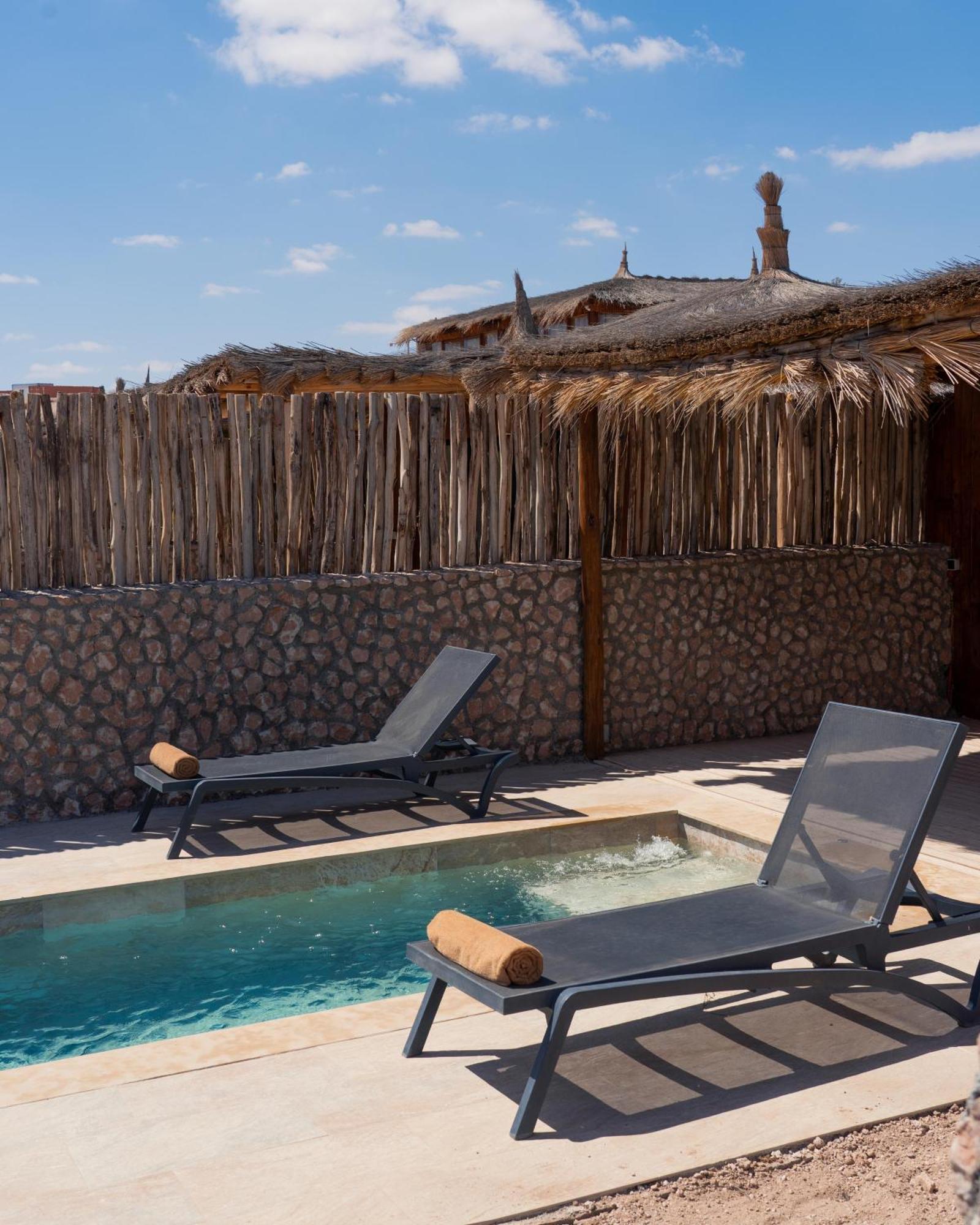 Le Bedouin Agafay Villa Marrakesh Bagian luar foto