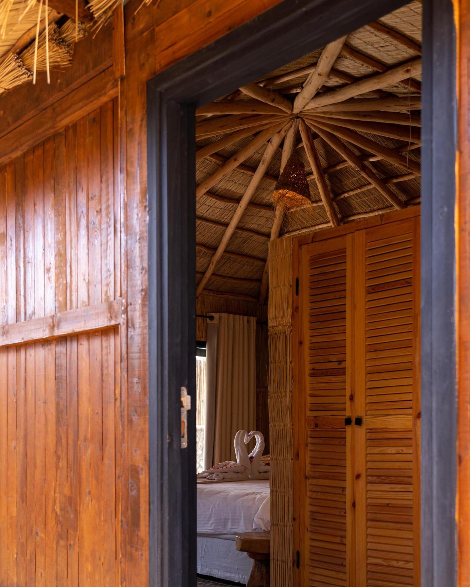 Le Bedouin Agafay Villa Marrakesh Bagian luar foto