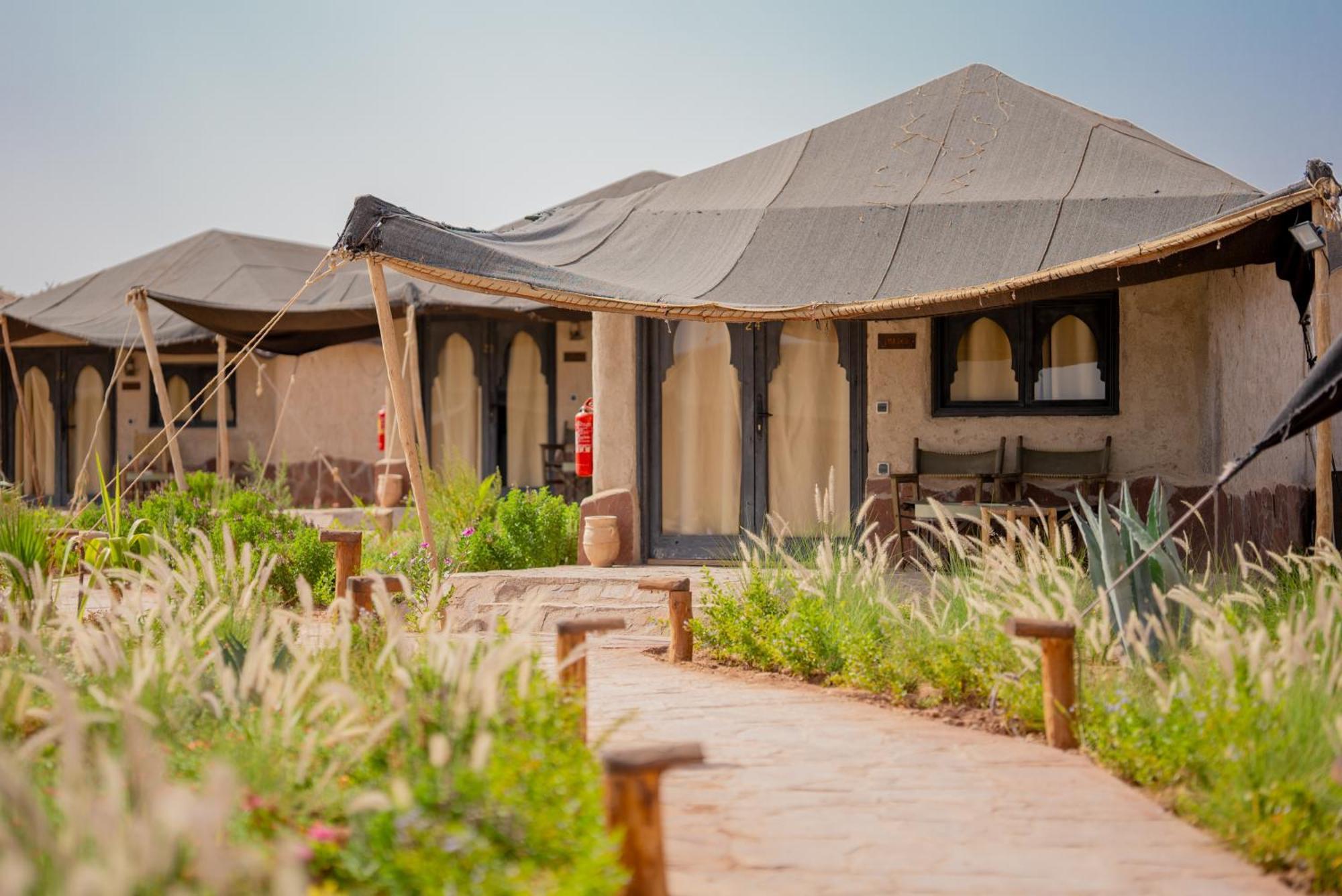 Le Bedouin Agafay Villa Marrakesh Bagian luar foto