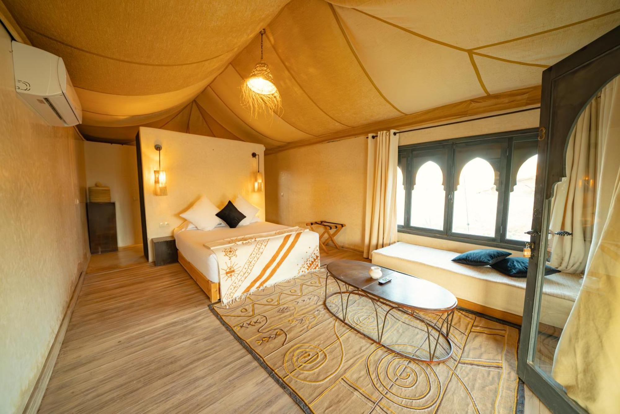 Le Bedouin Agafay Villa Marrakesh Bagian luar foto